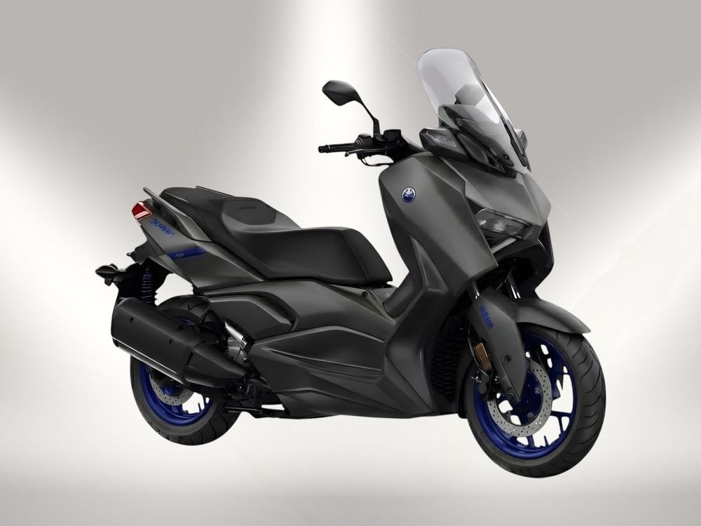 Xmax 250 Connected 2025 / ABS scooter photo